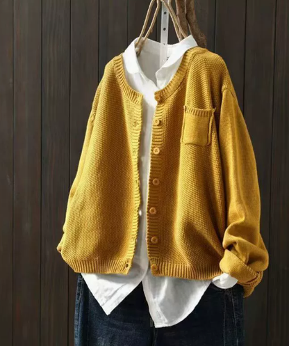 Gwendolyn | Relaxed Cardigan with Button Front