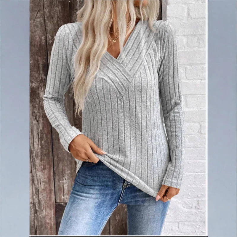 Dorothy | Elegant Sunken Stripe Sweater with V-Neck