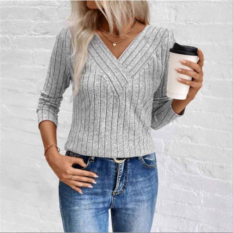 Dorothy | Elegant Sunken Stripe Sweater with V-Neck