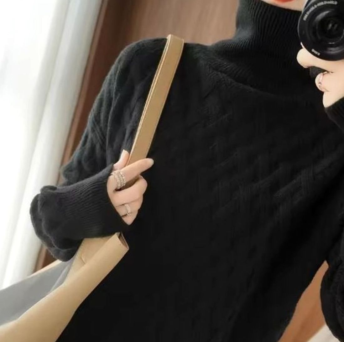 Elizabeth | Women's Oversized Cable Knit Turtleneck Sweater with Cashmere