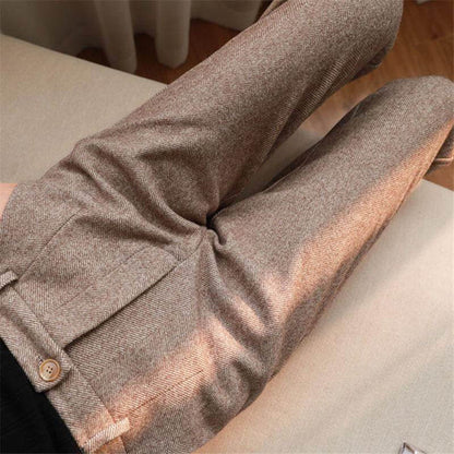 Elias | Tailored Trousers with Belt Loops and Button Closure